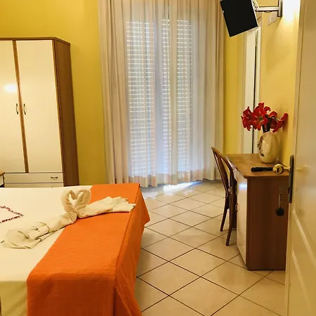 Naica Hotel 3*