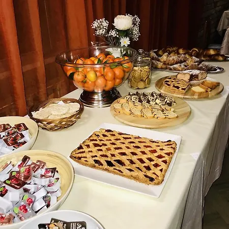 Hotel Naica Marebello