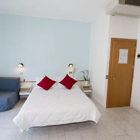 Giannella Hotel 3*