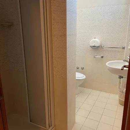Ideal Hotel