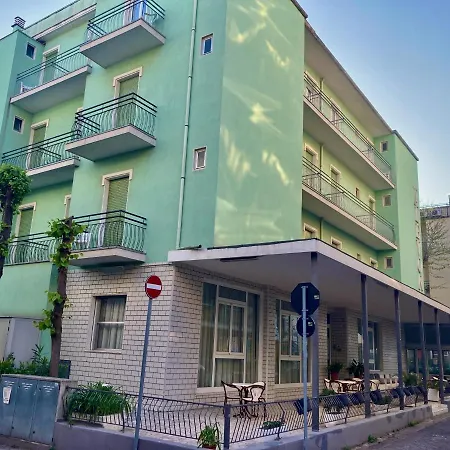 Alevon Hotel