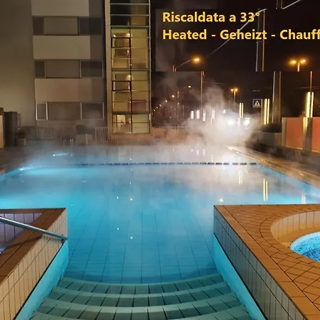 فندق Ascot & 4*