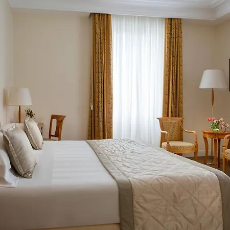Hotel Residenza Parco Fellini 4*