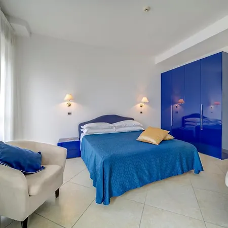 Hotel Carlton 3*