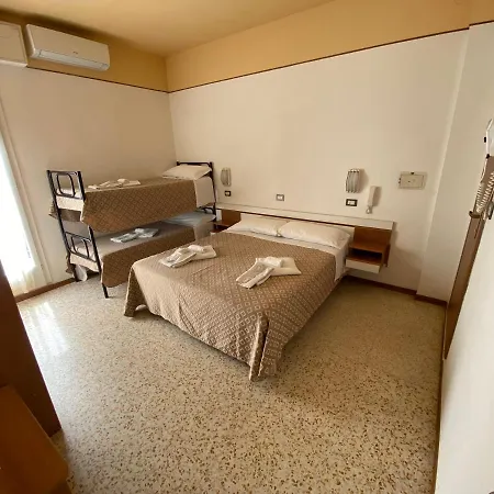 Nanni Garnì Bed & Breakfast 2*