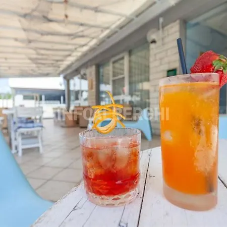 恩尼亚别墅酒店 里米尼