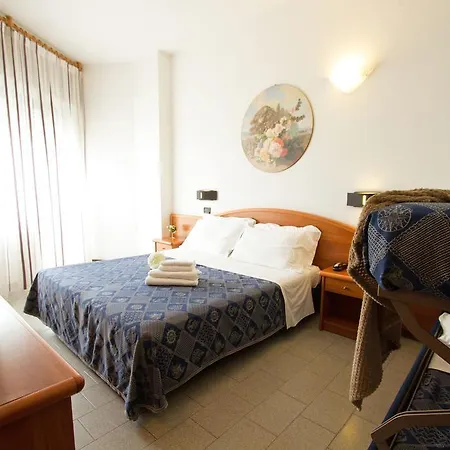 Nord Est Hotel 3*