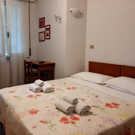 Amalfi 2* רימיני