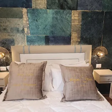 Amsterdam & 4*