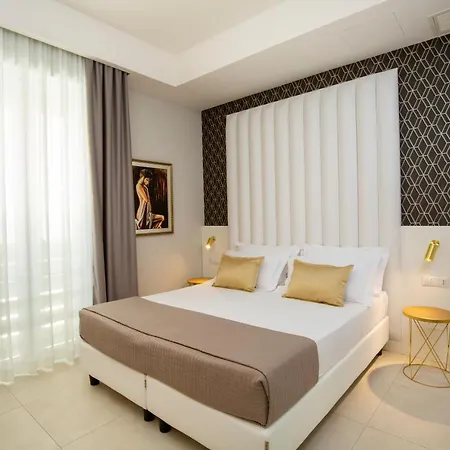 Hotel Cenisio 3*