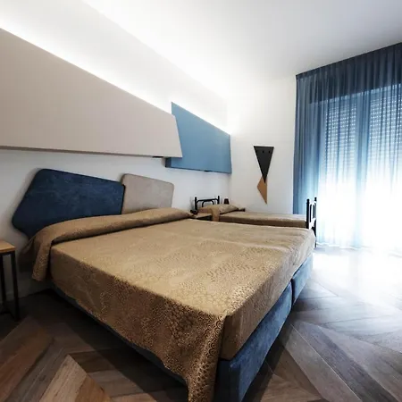 Color Hotel 3*