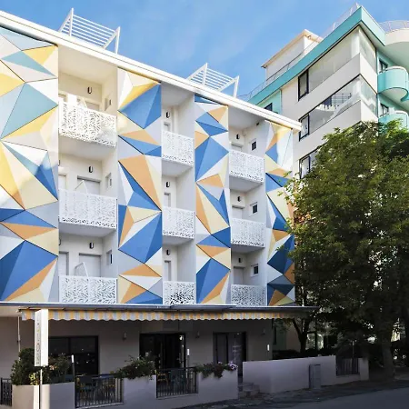 Color Hotel