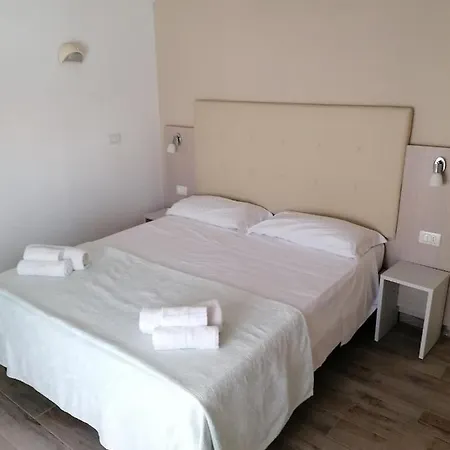 Luna Hotel 3*