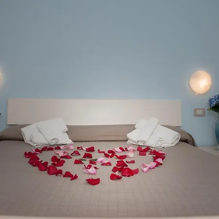 Aparthotel Art 3*