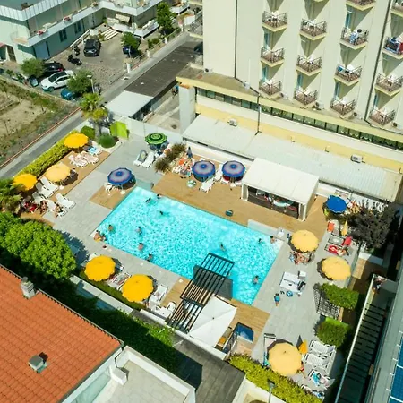 Montmartre Hotel