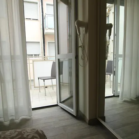Miriam Hotel
