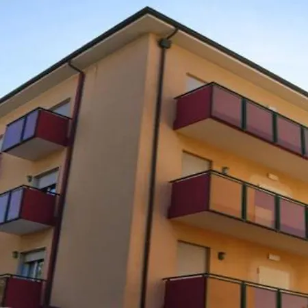 Aron Hotel