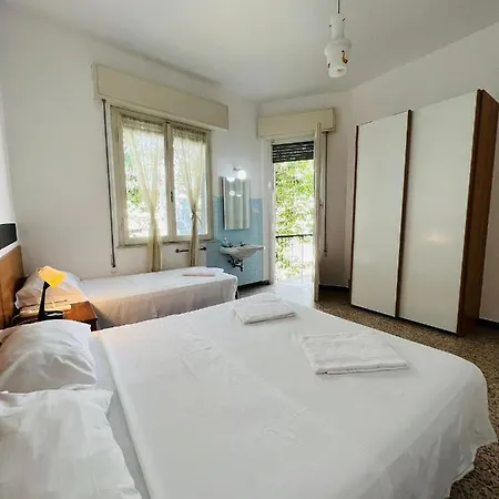 Guest house Stanza Privata Domus *