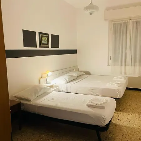 Stanza Privata Domus Guest house Rimini