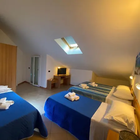Dream Hotel