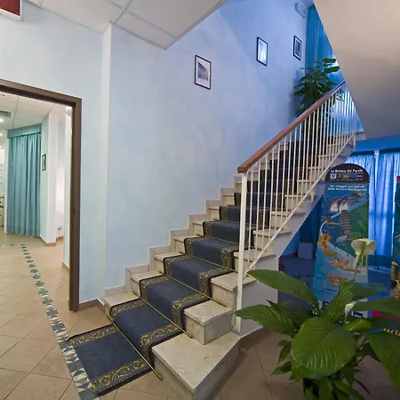 Savina 3* Римини