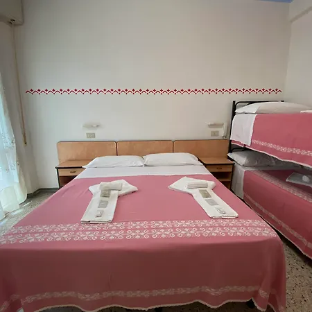 Nanni Garni Guest house 2*