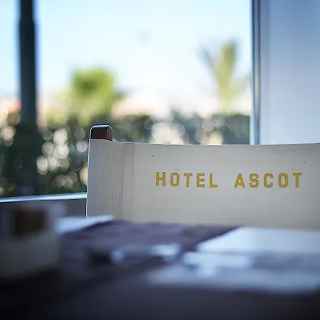 Ascot & فندق ريميني