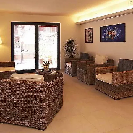 Lalla Hotel