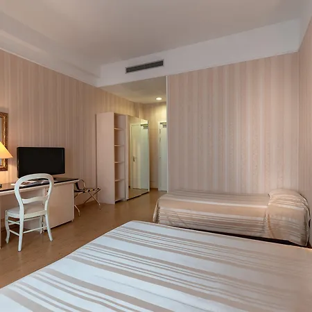Hotel President 4*