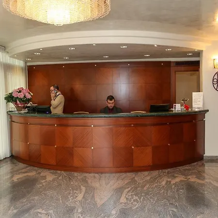 Hotel Gallia Palace 4*