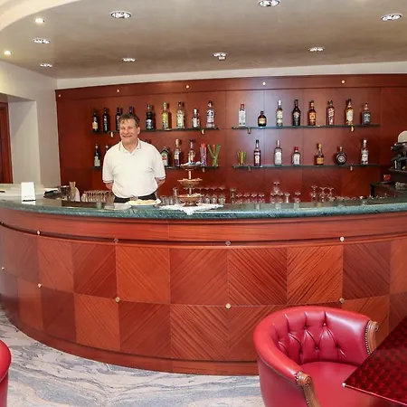Gallia Palace Hotel 4*
