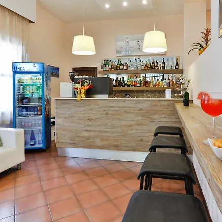Hotel Avana Mare 3*