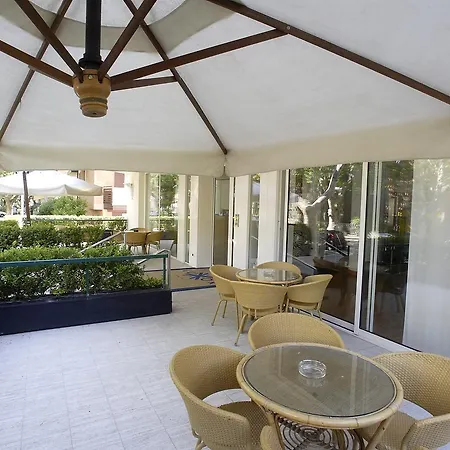 Luxor 4* Rimini