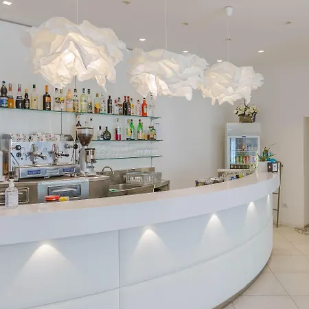 Hb Orchidea Blu Hotel 3*