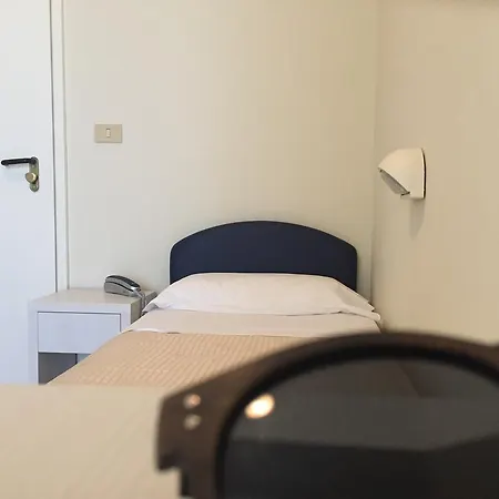 Fedora Hotel