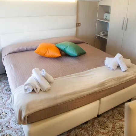 Riviera Mare Life 3*