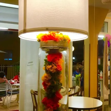 Hotell Alessi** Rimini
