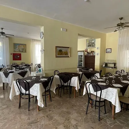 Alex Hotel
