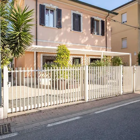Apartment Bilocale Con Giardino A 200mt Dal Mare - Homeunity Rimini