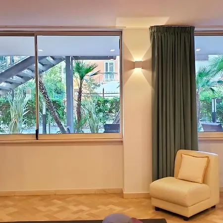 Hotel Aura Living