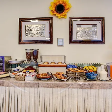 Tiziana Hotel 3*