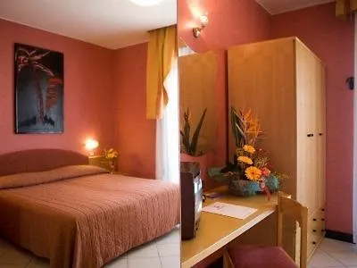Junior Hotel 3*