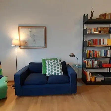 Apartment Books Apartament