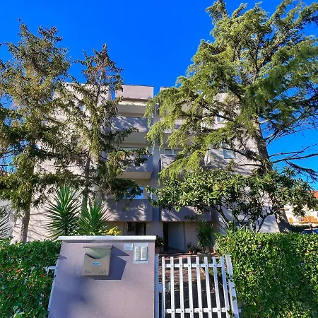 Lovely A Due Passi Dal Mare Apartment *