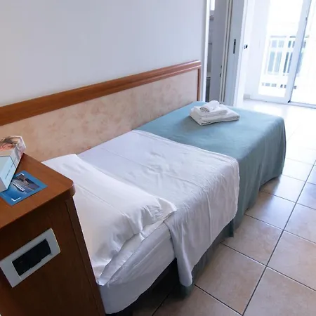Hotel Adria 3*