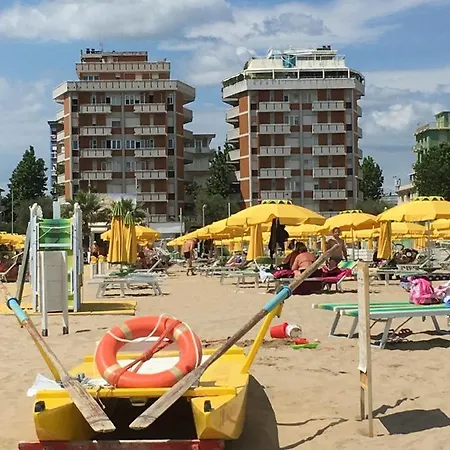 Your On The Beach * ريميني