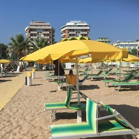Your On The Beach ريميني
