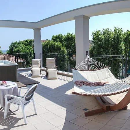 Rimini Suite Hotel 4*