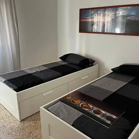 Casa Vacanze Dalla Lory Apartment *