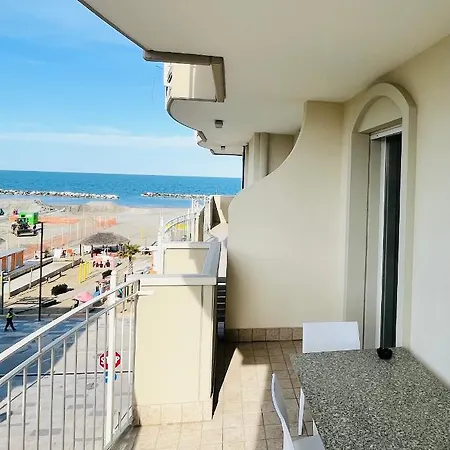 Frontemare Aparthotel